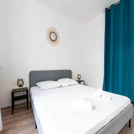 For 4 People Apartman Grenoble
