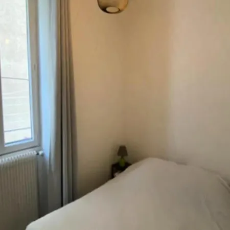 For 4 People * Grenoble